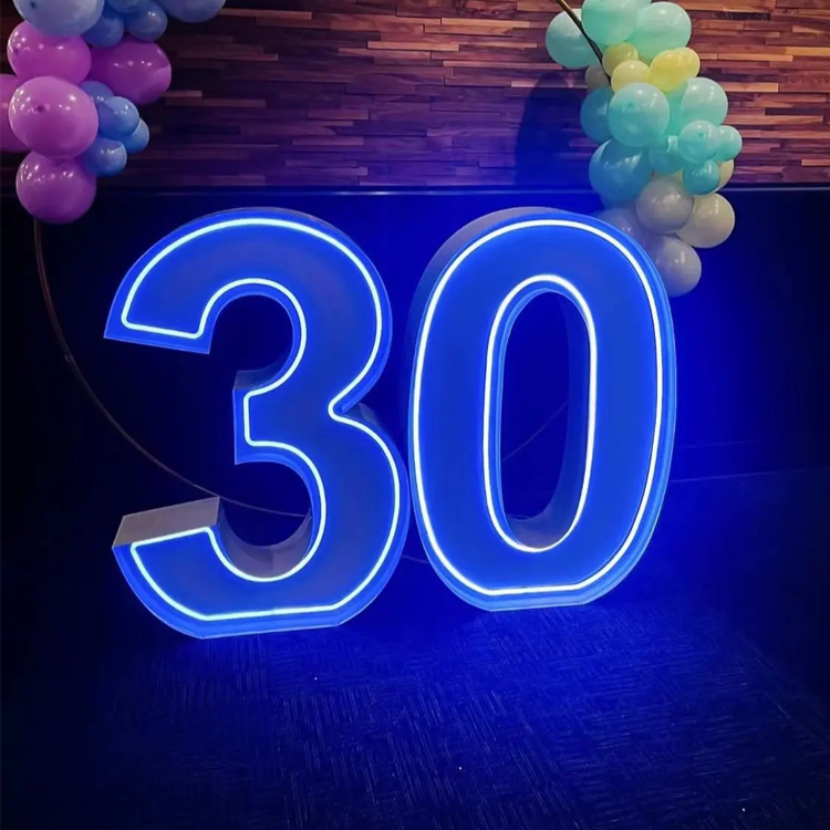 Diodo luminescente RGB Neon il - Light Up Letters Marquee recensione e prezzo